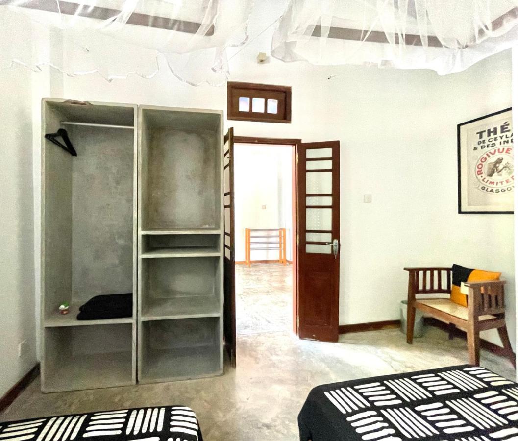 Isana Beach House Тангале Екстериор снимка